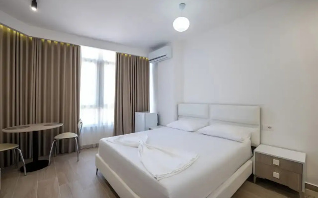 Al Mare Rooms - Sarande