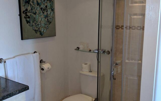 Broadwater Guest House