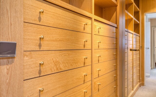 Sweet Inn Apartments- Champs Elysés (Various addresses)