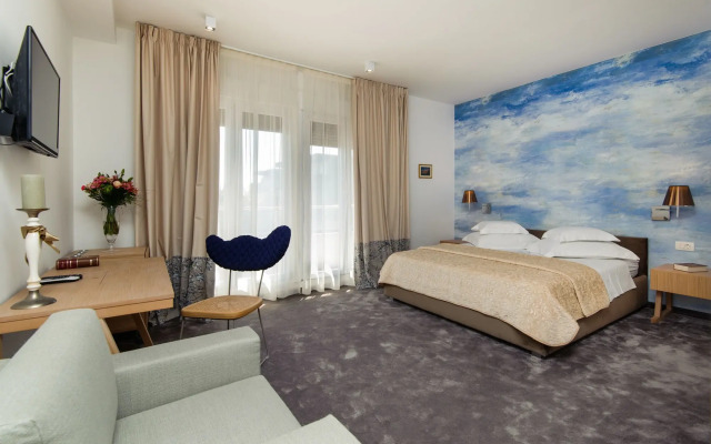 Boban Luxury Suites