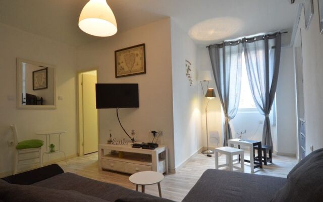 Apartment De Amicis