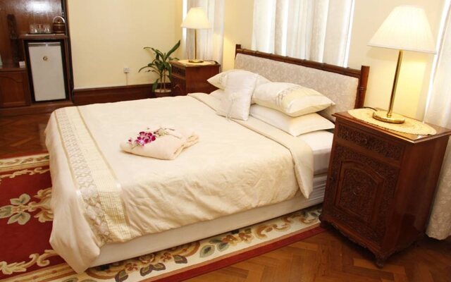Mya Yeik Nyo Royal Hotel