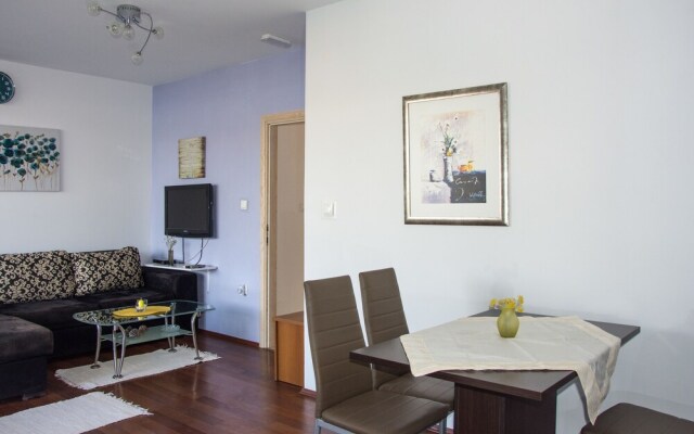 Apartments Sv Jelena 1