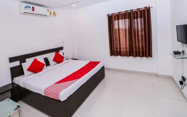 Hotel Divine Regency