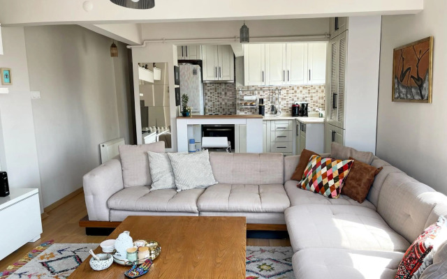 Cozy and bright apartment near Bosphorus