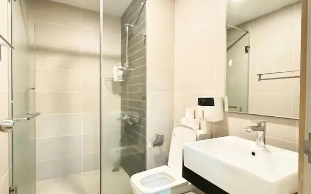 Sunrise City View Apartment