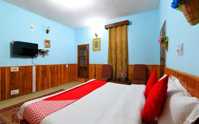 OYO 13732 Home Cozy near Mall Aleo Manali