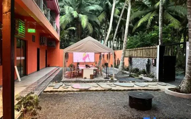 Firefly Coconut Grove B&B