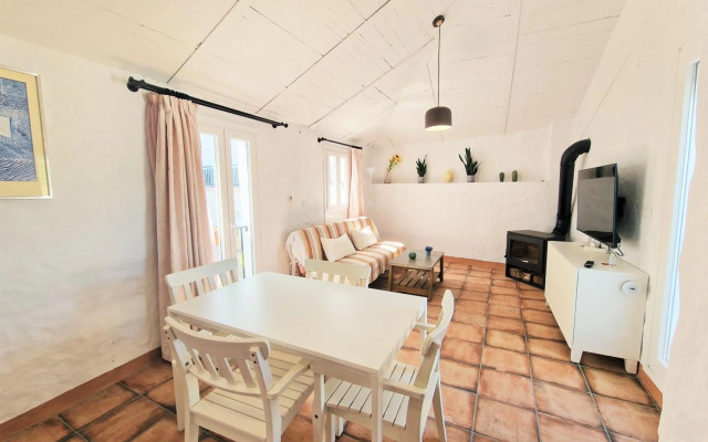 EL BÚCARO. Las Puertitas Rojas