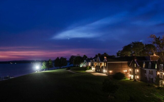 Top Floor Standard Suite