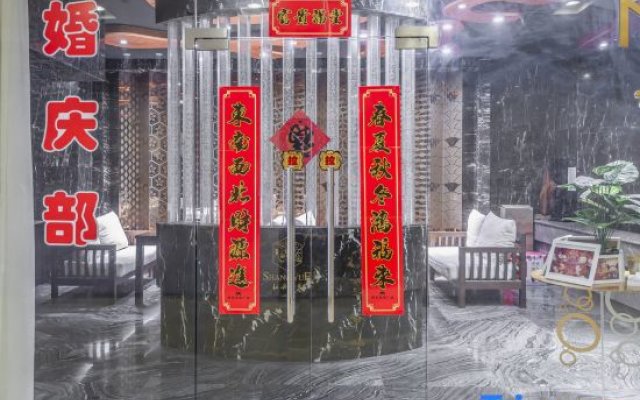 Mei Di Ya Zhong Hua Hotel