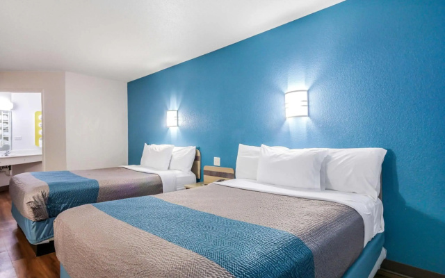 Motel 6 New Braunfels, TX