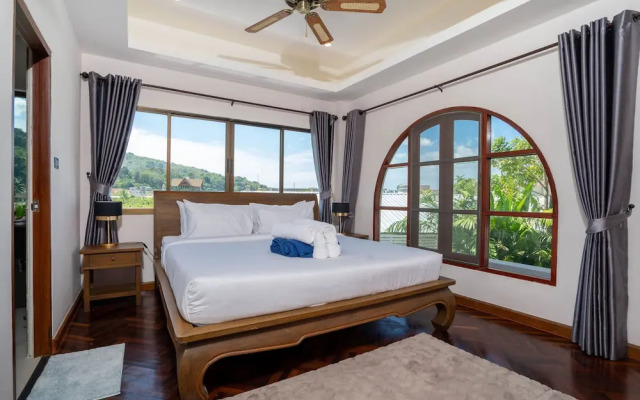 Tropical 3BR Pool Villa Amaya in Kamala
