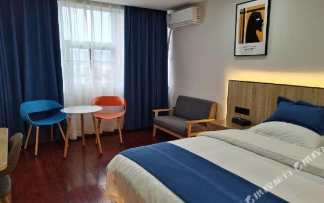 Tianyi Business Hotel