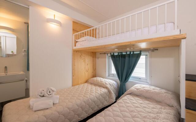 Modern Mobile Home in Cesenatico with terrace near the beach