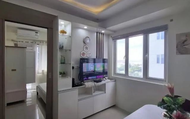 Shore 1 Tower C2 Unit 878 Two Bedroom