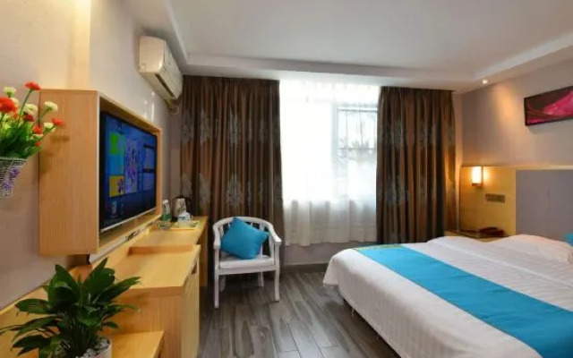 Hezhou Xintai Hotel
