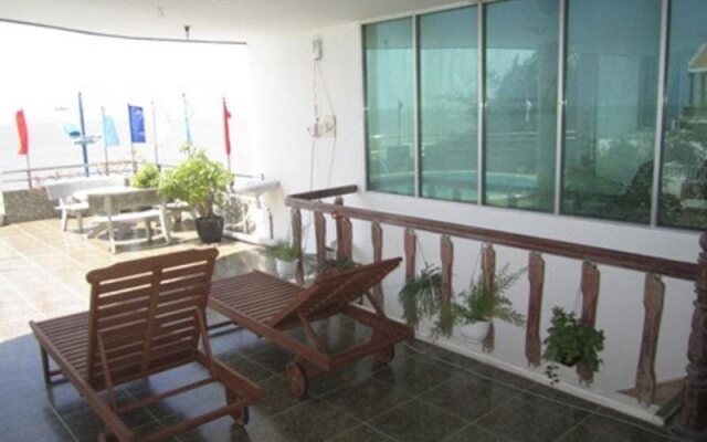 Sun Shine Hotel