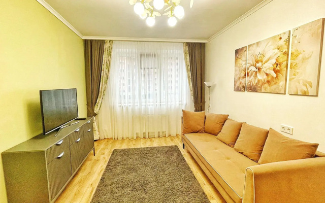 Apartments on Elizavetinskaya street 8