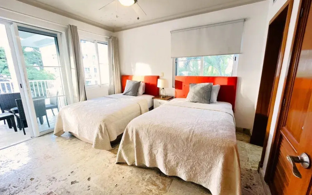 Beauty Pool Views Aparment With Private Beach O201