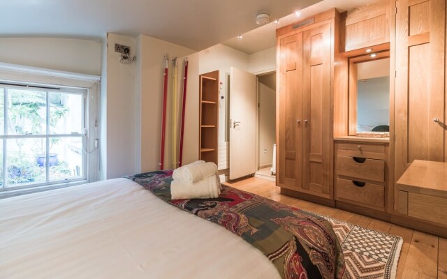 The Oscar Wilde Suite by 5STARSTAY