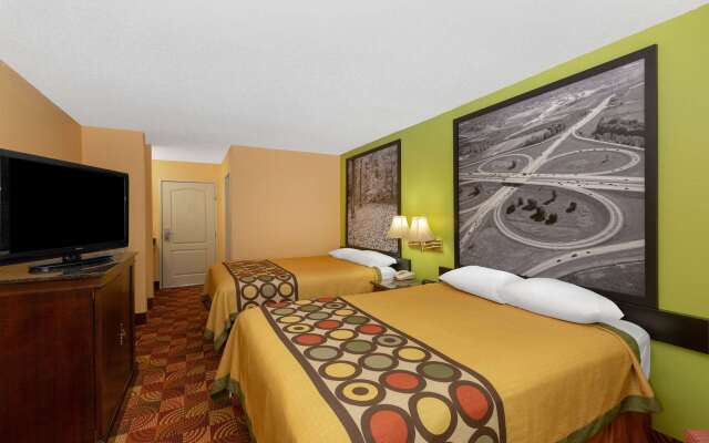 Super 8 by Wyndham Lake of the Ozarks