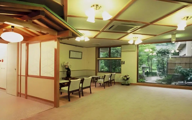 Harumiya Ryokan