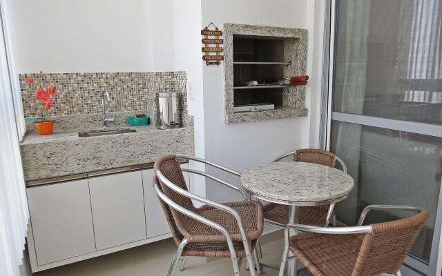 Excelente apartamento a 200m do mar - HI02F