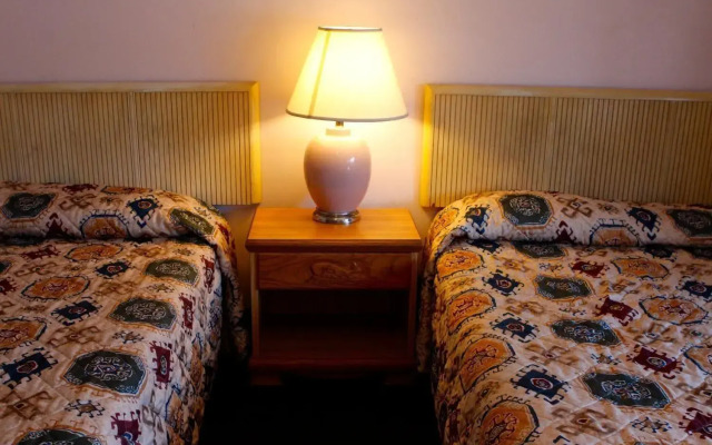 Homestead Motel
