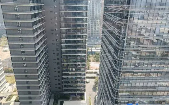 Elong Ray Serviced Apartment (Zhuhai Hengqin Kouan Huizhanzhongxin)