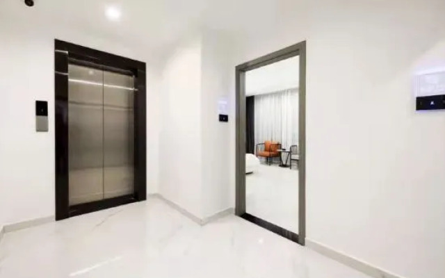 Oscar Shallow Lane Que Residence Hotel