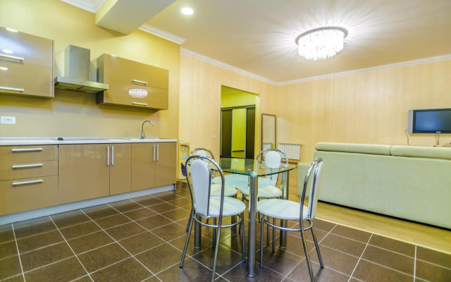 Delux Apartment in Baku Nizami street