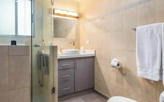 Marina Resort 502