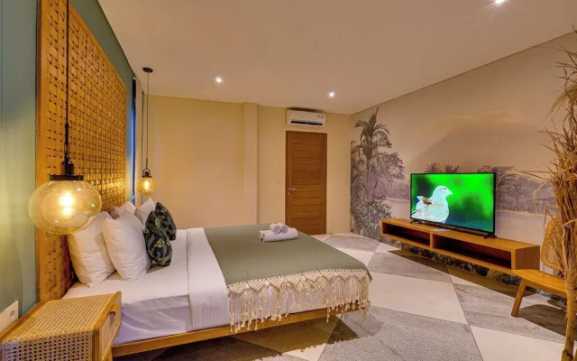 Stylish Canggu Apartment near Berawa Beach