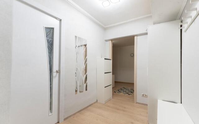Apartments on Rechniko street 26 building 2