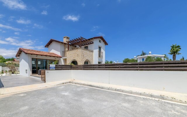 Отель Kymma Villa 12 Кипр, Айя-Напа - отзывы, цены и фото номеров - забронировать отель Kymma Villa 12 онлайн вид на фасад