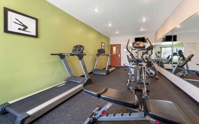 Best Western Plus Covered Bridge Inn