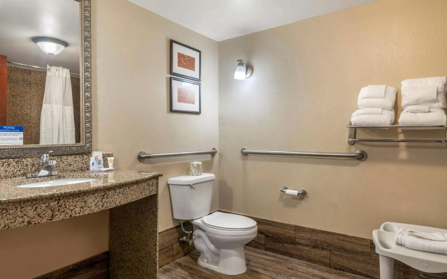 Comfort Suites near MCAS Beaufort