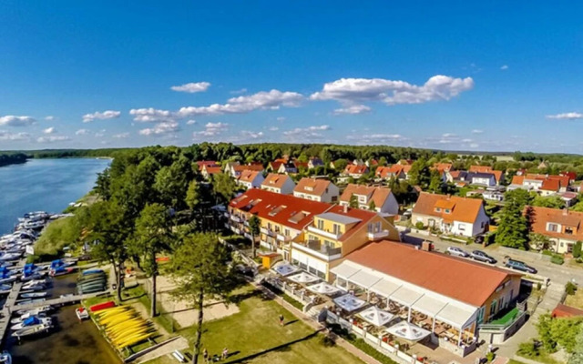 Strandhotel & Restaurant Mirow