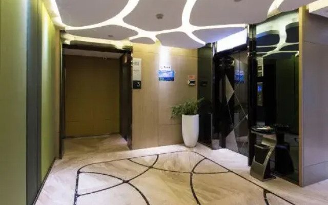 Five Star Holiday Hotel