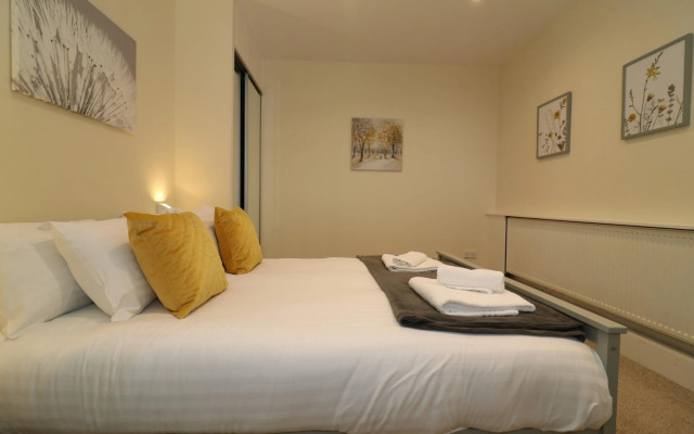 Railway Cottage - Maryhill