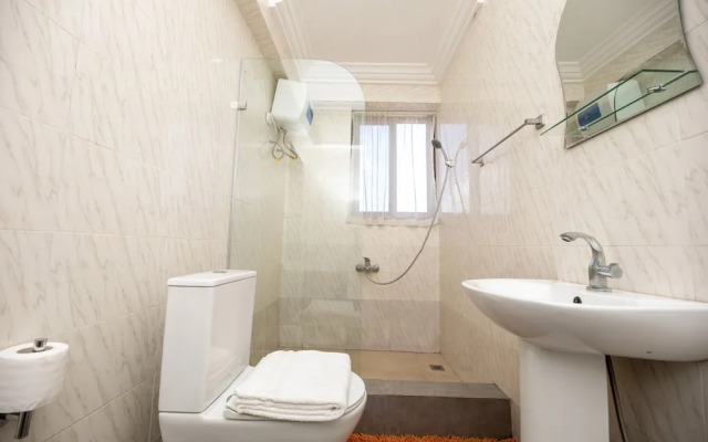 Washington Court - Deluxe One Bedroom Apartment