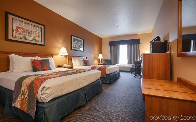 Best Western Wheatland Inn