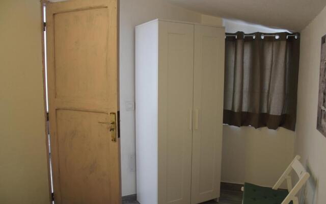 Apart. 3