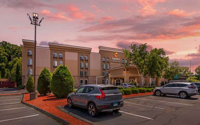 Comfort Inn & Suites East Hartford - Hartford