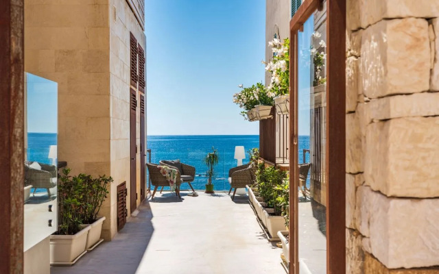 Re Dionisio Luxury Suites