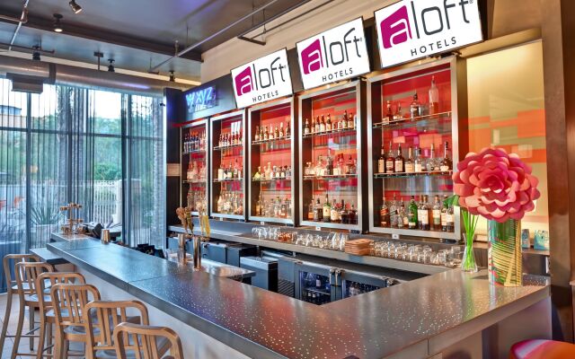 Aloft Phoenix Airport