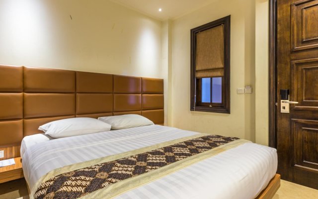 Alron Hotel Kuta Powered by Archipelago