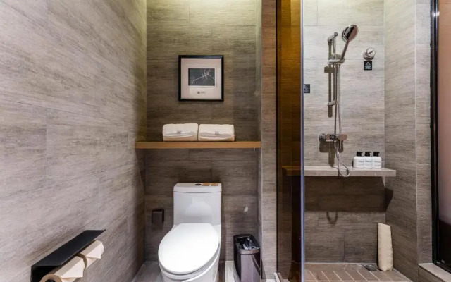 Atour Hotel Shengzhou