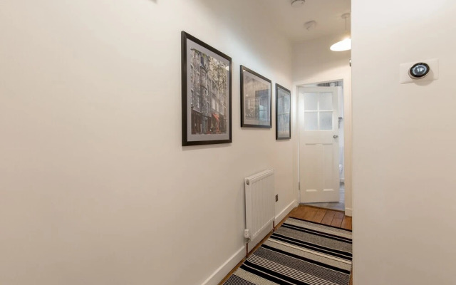 Unique & Stylish Grassmarket Apt - Close to Castle